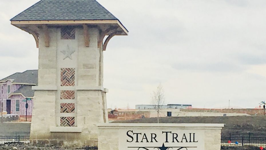 Star-Trail-sign