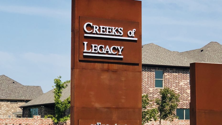 Creeks_of_Legacy_entrance
