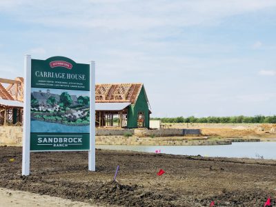 Sandbrock_Ranch_Aubrey_carriage_house_sign