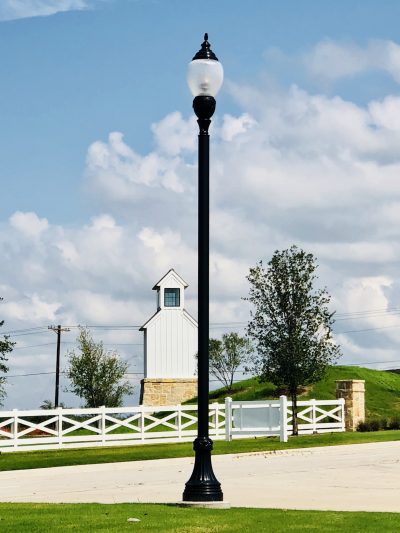 Sandbrock_Ranch_Aubrey_entrance_light