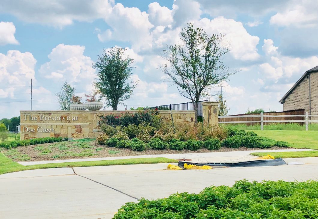 The_Preserve_at_Doe_Creek_Prosper_entrance_sign_2 Leading Edge Realty