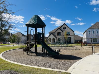 The-Retreat-at-Stonebriar-playground-slide